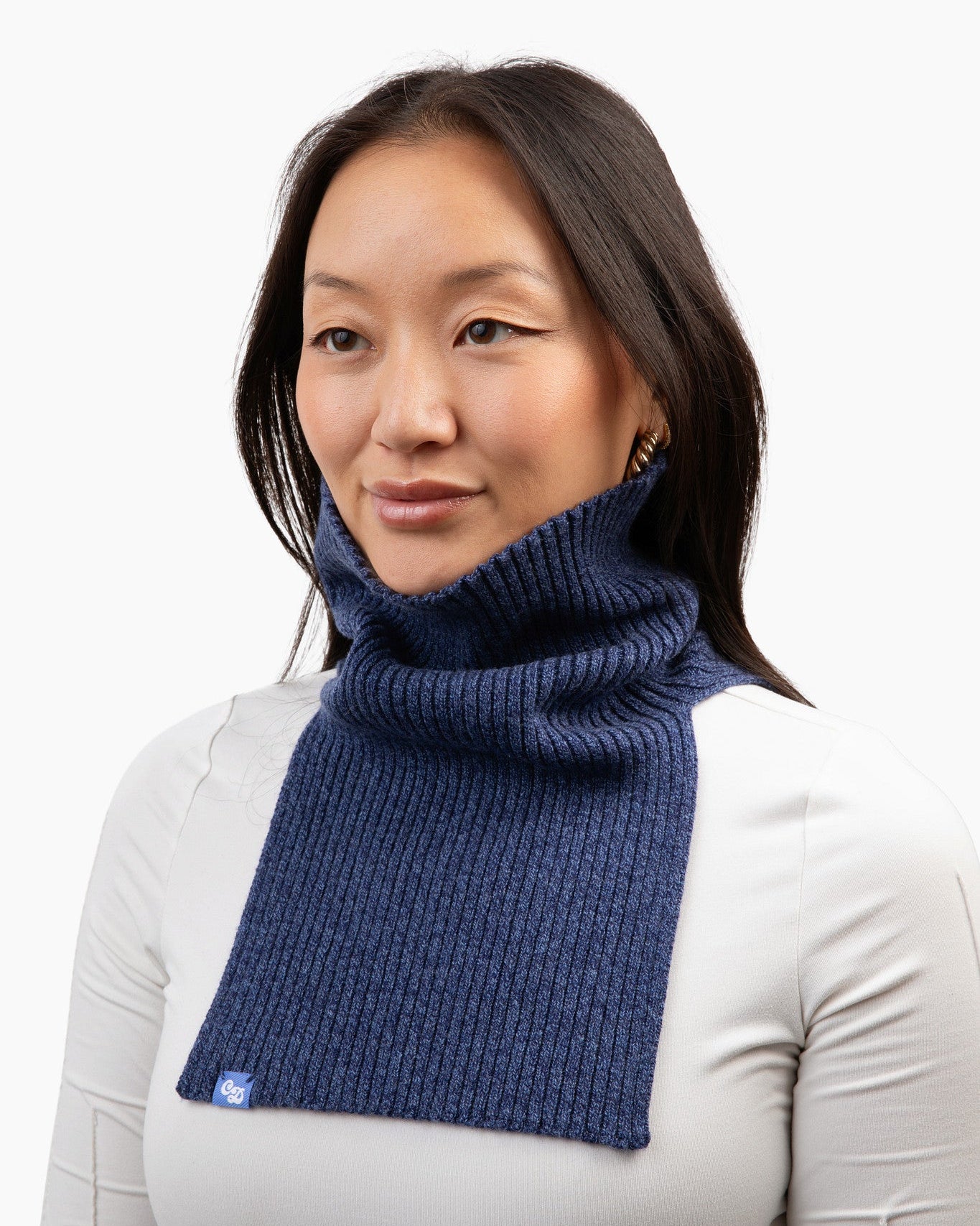 Liz is 5'6" and wearing a BIG freddie in denim