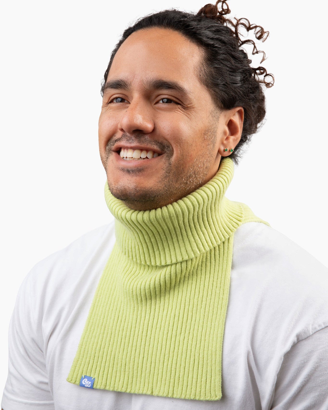 JP is 6' and wears a BIG freddie in lime