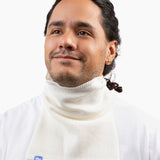 JP wear a M in shirts and a BIG stan dickey in blanc