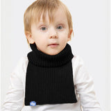 3 yr old Elio wears a freddie in black in size mini